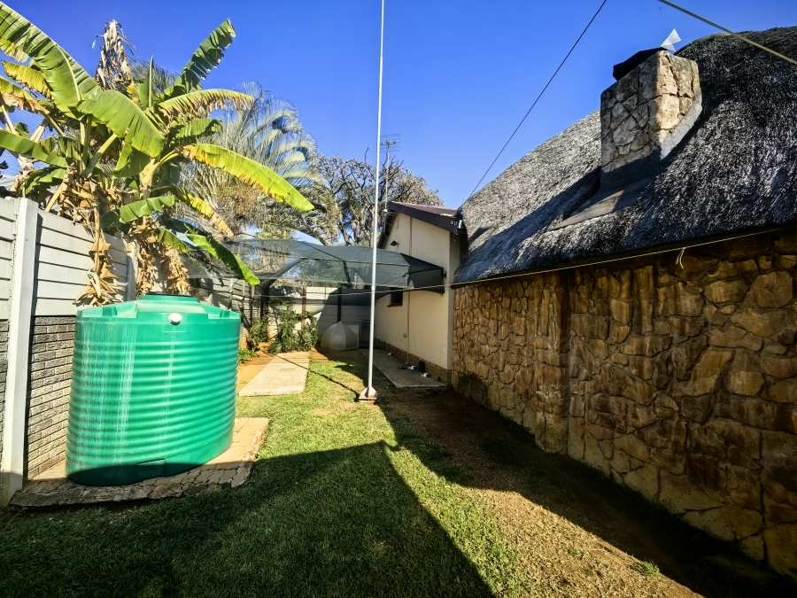 3 Bedroom Property for Sale in Geelhoutpark North West